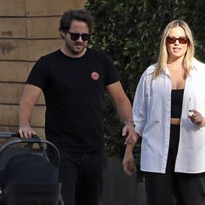 Марго Роби с първа поява след раждането