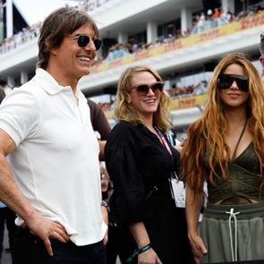 Всички мислят, че се случва нещо между &lt;em>Шакира&lt;/em> и Том Круз