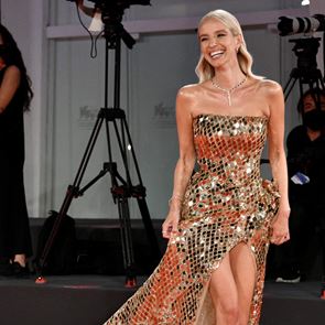 Леони Хан заблестя ярко на червения килим във Венеция