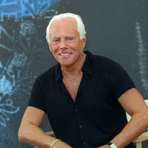 Джорджо Армани на 90: един от последните крале на модата