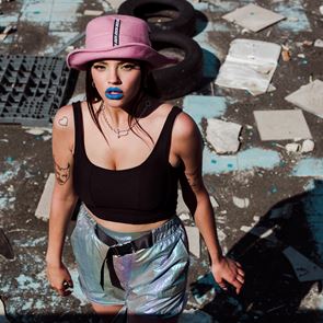 &lt;em>DARA&lt;/em> с дръзко видео към песента „Ай Ай&quot;