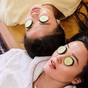 Красивата кожа и студените дни - витамин С, чесън и хамамелис