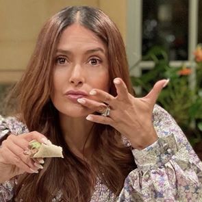 &lt;em>Салма&lt;/em> &lt;em>Хайек&lt;/em> има собствена градина, призовава ни да я последваме