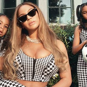 &lt;em>Бионсе&lt;/em> и Блу Айви се качиха на сцената в Дубай