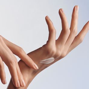 Студеното време е истинско изпитание за кожата на ръцете