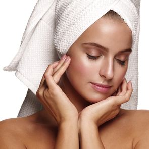 Съжаляваме, че ще го кажем, но сиренето не влияе добре на кожата