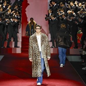 Новата колекция на <em>Dolce</em> & <em>Gabbana</em> в стил ала Федерико Фелини