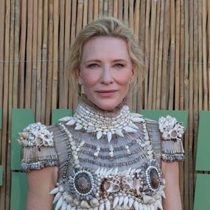 UNIQLO избра &lt;em>Кейт&lt;/em> &lt;em>Бланшет&lt;/em> за свое ново глобално лице