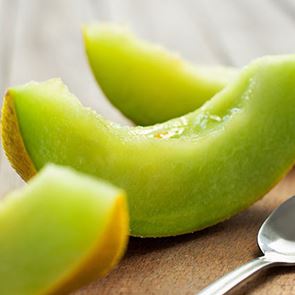 Големите ползи на медената роса