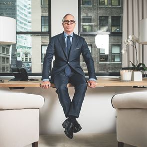 <em>Tommy</em> <em>Hilfiger</em> ускорява устойчивото си развитие с амбициозната програма Make it Possible