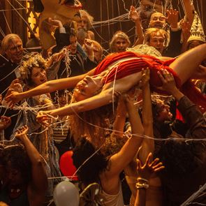 Киното може да е по-голямо от живота, а вие може да спечелите страхотна награда от "Вавилон