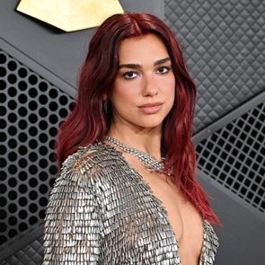 Кой е тайнственият мъж до Дуа Липа на Грамитата