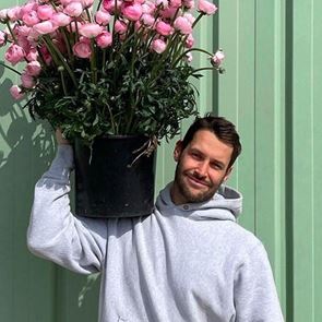 &lt;em>Jacquemus&lt;/em> отвори бутик за цветя в Париж