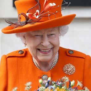 Възможно ли е кралица Елизабет II да се откаже от трона