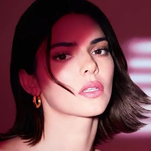 Кендал Дженър е новото лице на аромата Emporio Armani Power of You