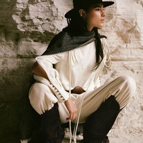 &lt;em>H&lt;/em>&amp;&lt;em>M&lt;/em> и Lorena Saravia представят съвременен прочит на мексиканската мода