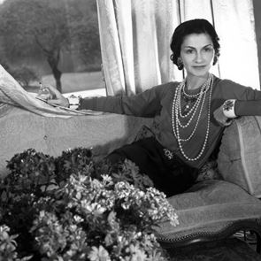 Коко Шанел: Жената, която облече свободата – и ни накара да се влюбим в нея