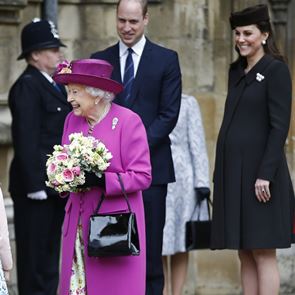 Кралското семейство и великденските традиции