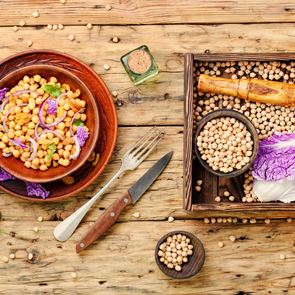 Веган яхния от нахут за обяд