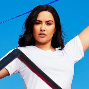 Деми Ловато с трогателно писмо до покойния си баща