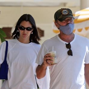 Кое е новото момиче до Леонардо ди Каприо