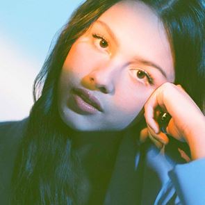 Запознайте се с &lt;em>Оливия&lt;/em> &lt;em>Родриго&lt;/em>, тя е новата музикална сензация