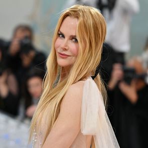 &lt;em>Никол&lt;/em> &lt;em>Кидман&lt;/em> се появи на Met Gala с рокля отпреди 25 години