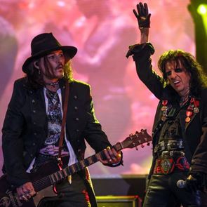 Разкрихме какво ще хапват &lt;em>Джони&lt;/em> &lt;em>Деп&lt;/em> и компания в София