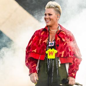 Пинк се смята за по-голяма сестра на Бритни Спиърс