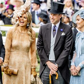 Защо кралското семейство няма право да играе Монополи