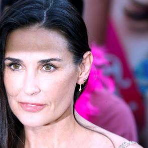 &lt;em>Деми&lt;/em> &lt;em>Мур&lt;/em> влиза в Brave New World