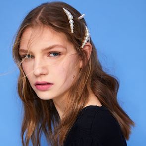 Бижута в косите