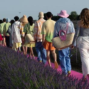 Jacquemus подготвя първия си изтънчен аромат