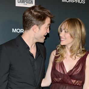 &lt;em>Робърт&lt;/em> &lt;em>Патинсън&lt;/em> и Суки Уотърхаус се сгодиха