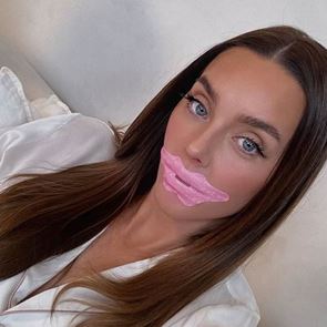 Защо всички инфлуенсъри спят с лепенка на устата