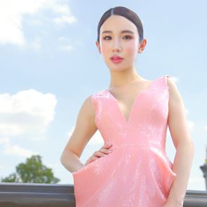 Madison Zhao Under the Spotlight