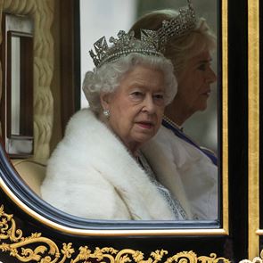 &lt;em>Елизабет&lt;/em> &lt;em>II&lt;/em> се отказа от естествените кожи