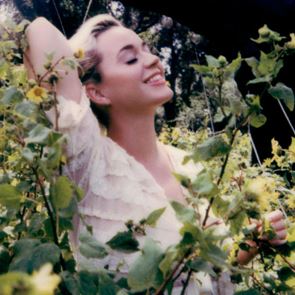 Кейти Пери няма да чака края на пандемията, за да пусне новия си албум