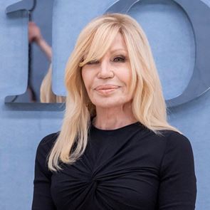 Новото лице на Донатела Версаче: трансформацията, която разтърси социалните мрежи