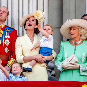 Какво е финансовото състояние на всеки член на британското кралско семейство