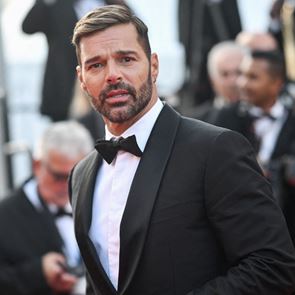 Племенникът на <em>Рики</em> <em>Мартин</em> го обвини в сексуално насилие