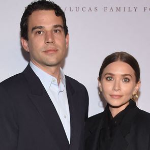 &lt;em>Ашли&lt;/em> &lt;em>Олсън&lt;/em> се омъжи тайно за Луис Айснер