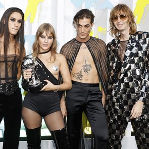 По червения килим на MTV VMA 2022