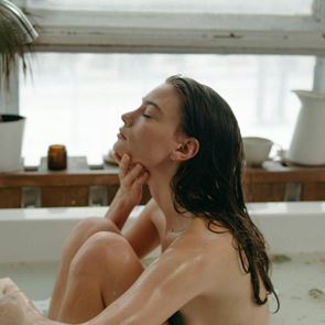 Тайната на лятната кожа започва под душа