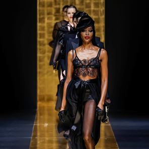 Dolce&amp;Gabbana нажежиха атмосферата с новата си колекция