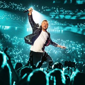 <em>Любо</em> <em>Киров</em> започва 2025 г. с ново видео и разпродадено турне