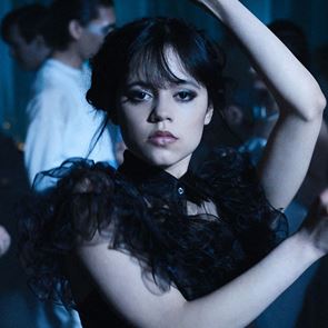 Джена Ортега e новата модна икона на поколението Z