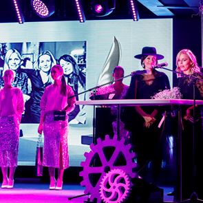 &quot;Жена на годината&quot; 2020: Големите победителки в емоционалната вечер