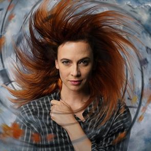 &lt;em>Весела&lt;/em> &lt;em>Бабинова&lt;/em> с номинация ИКАР за водеща женска роля