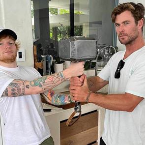 &lt;em>Крис&lt;/em> &lt;em>Хемсуърт&lt;/em> и Ед Шийрън: една неочаквано добра музикална комбинация